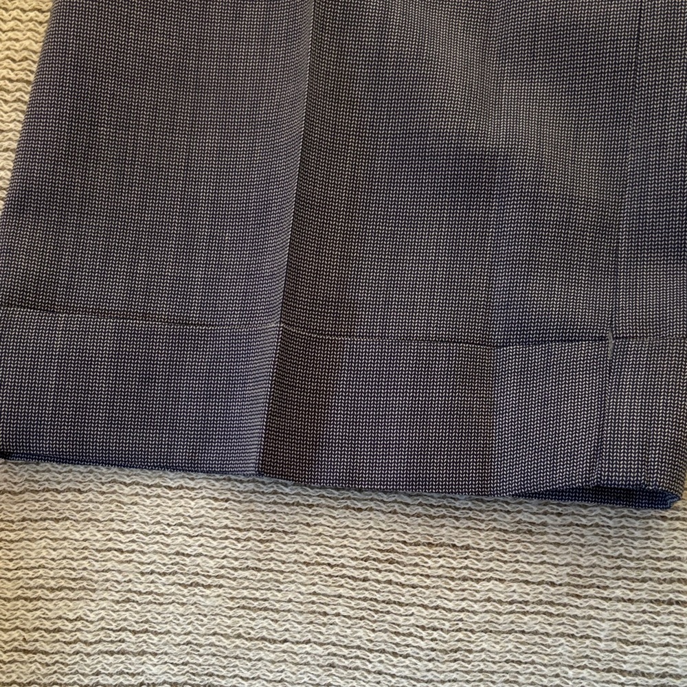 Banana Republic Gray Women's Trousers - Picture 2 of 5